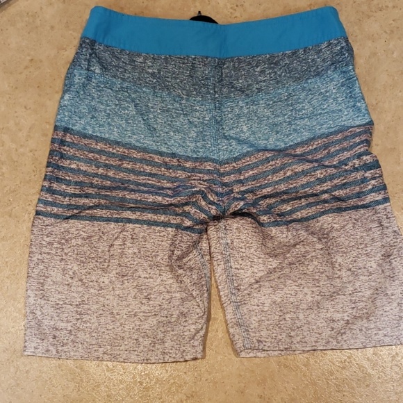 Swim trunks - Picture 3 of 5